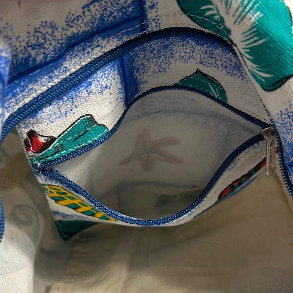 Colorful Seashell Patterned Tote Bag - Picture 11 of 13